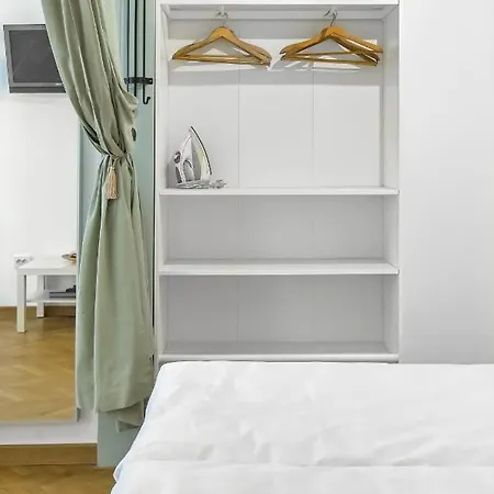 Floral & Cozy In Heart Of Center By Flat Mаnager Apartmán Sofie